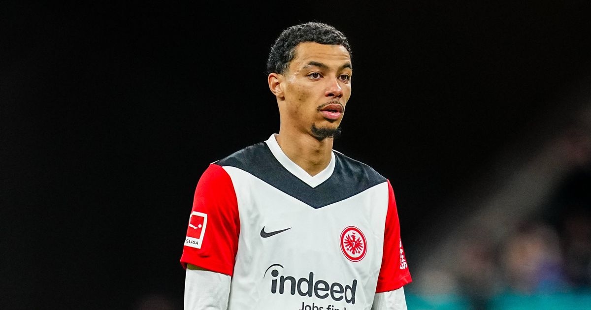 Newcastle make Alexander Isak to Liverpool decision after huge Hugo Ekitike bid