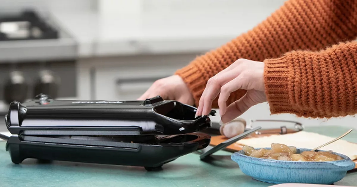 Health fans praise 'fantastic' kitchen gadget that uses little to no oil or butter