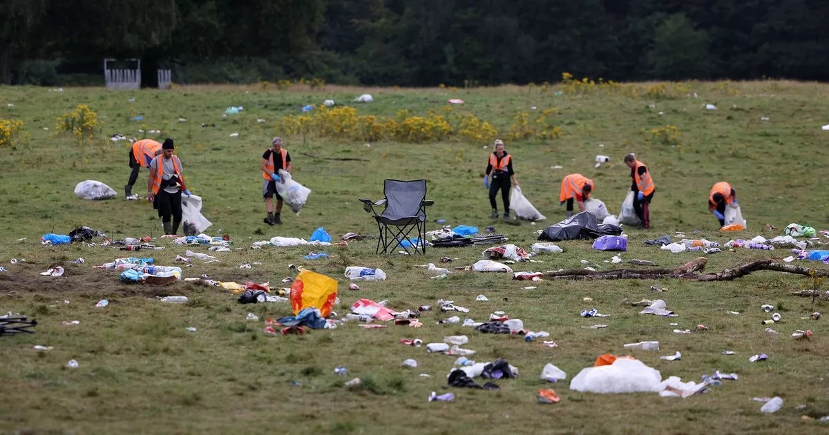 Oasis' Gallagher Hill turned into rubbish dump after fans' behaviour at Heaton Park gigs