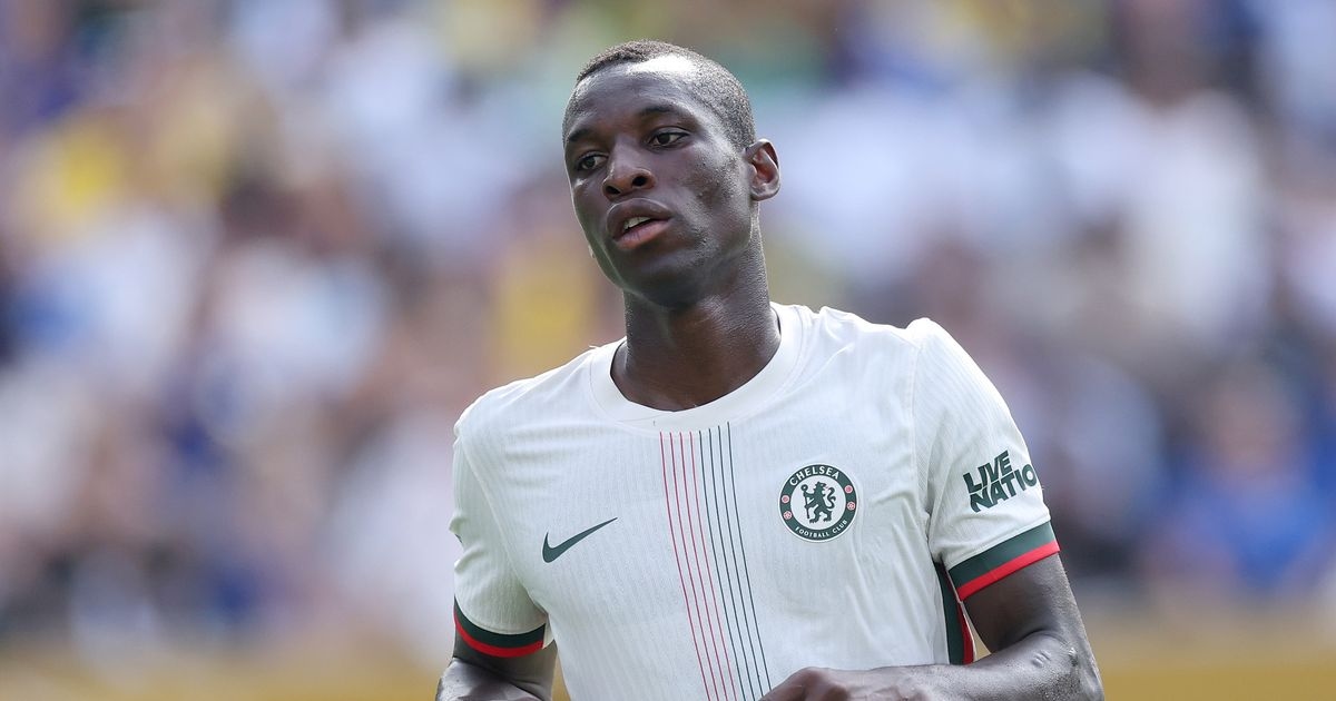 Chelsea star Nicolas Jackson snubs TWO transfers to boost Man Utd hopes of shock deal