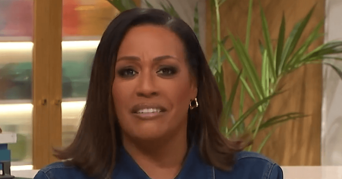 This Morning viewers left cringing as Alison Hammond and Dermot O'Leary do karaoke