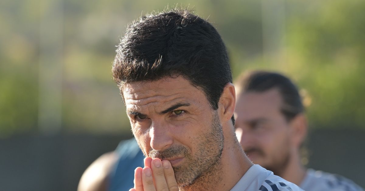 Arsenal star 'refusing to sign new contract' as Mikel Arteta given new transfer dilemma