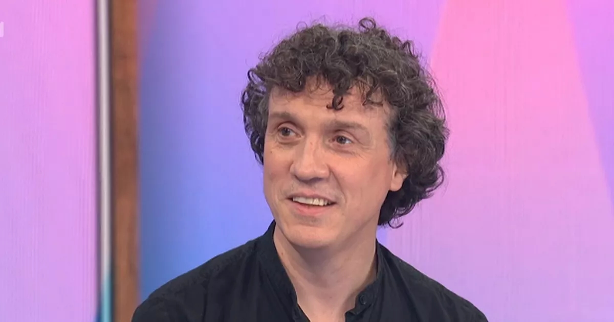 Darragh Ennis' simple sleep hack has people falling asleep faster