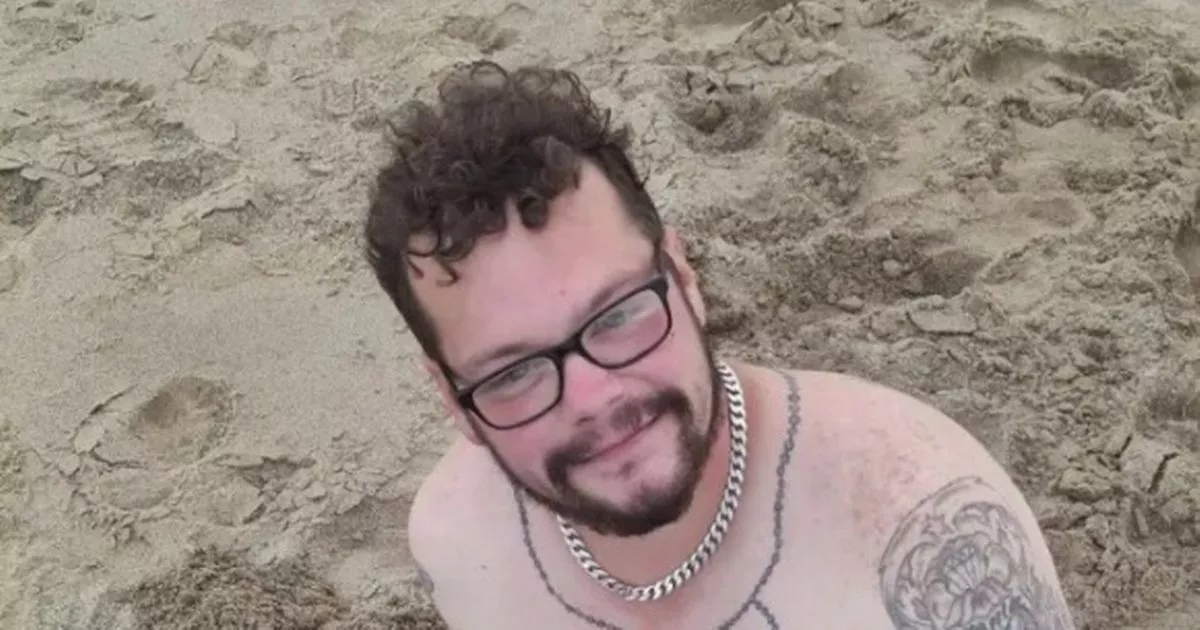 Man dies after being pulled from sea at beach on ‘first holiday with pals'