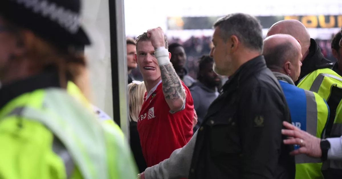 James McClean sent warning over behaviour by ex-Wrexham colleague - 'It can go against you'