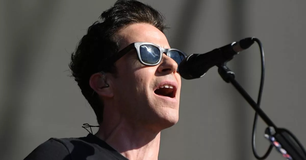 Kelly Jones refused to watch Stereophonics tribute band who had a hilariously-named lead singer
