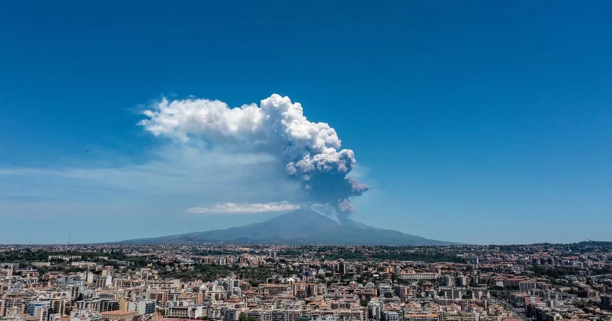 Mount Etna eruption: Video shows tourists fleeing huge cloud of smoke and ash