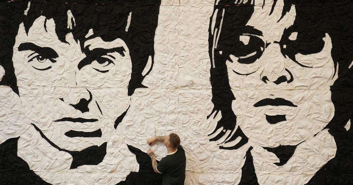 Huge Oasis artwork appears in Cardiff