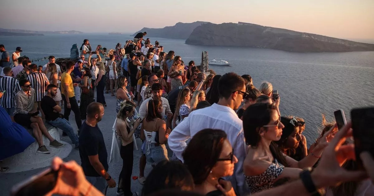 One of the most beautiful places on Earth that's rammed by day and a ghost town by night