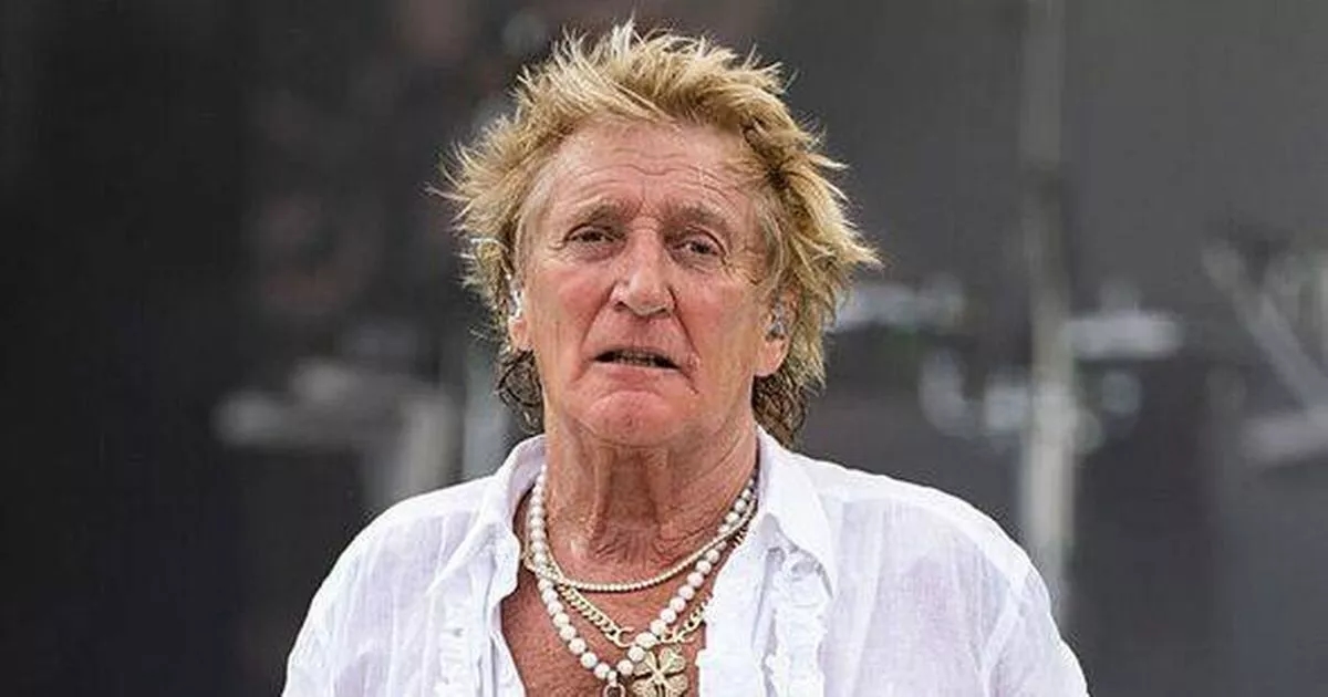 Rod Stewart breaks silence on Glastonbury appearance as he makes tearful announcement