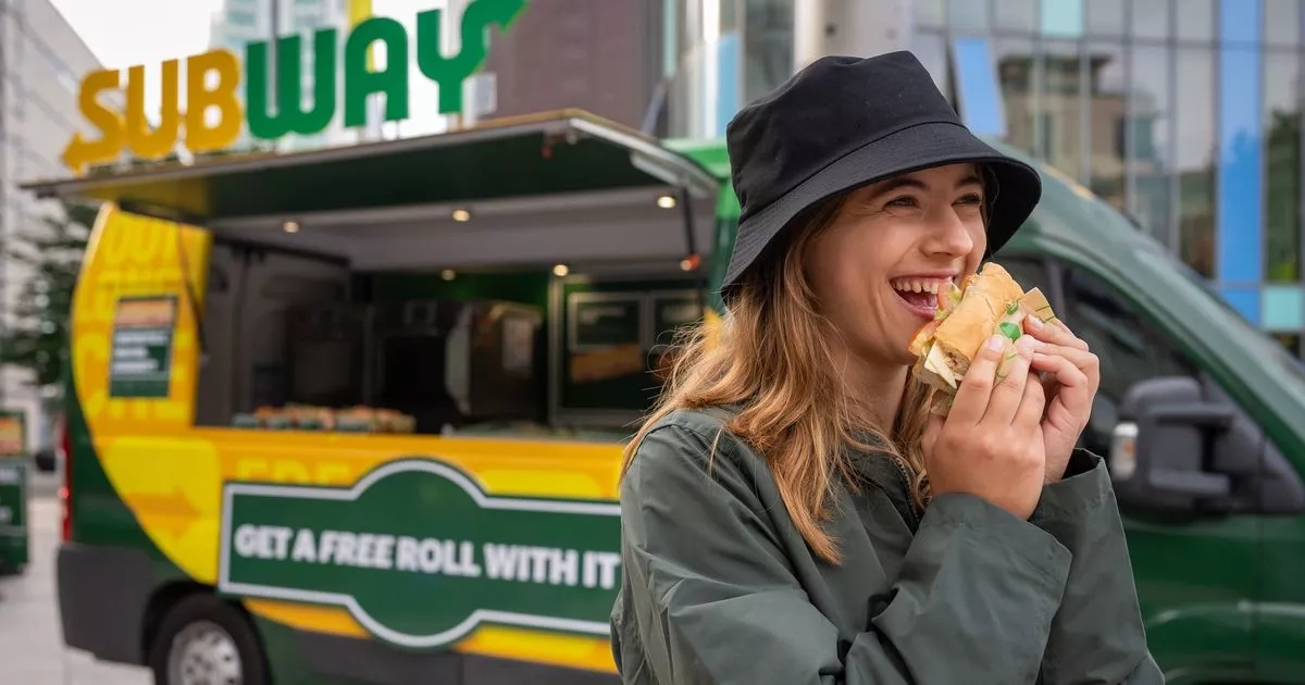 Fast-food chain offer free Oasis-themed grub for fans waiting in line for comeback gig