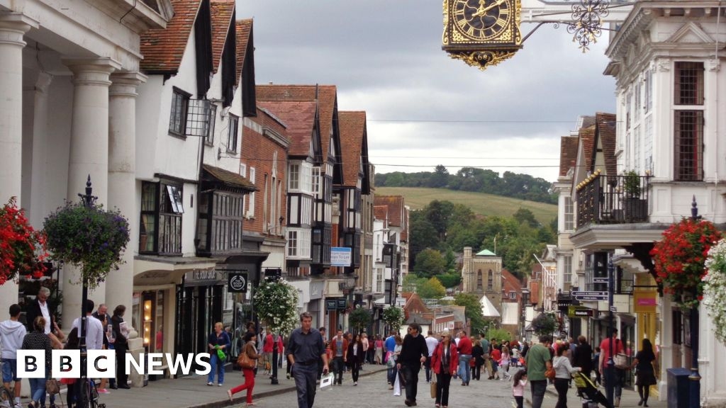 More police patrols in 12 Surrey towns in Safer Streets campaign