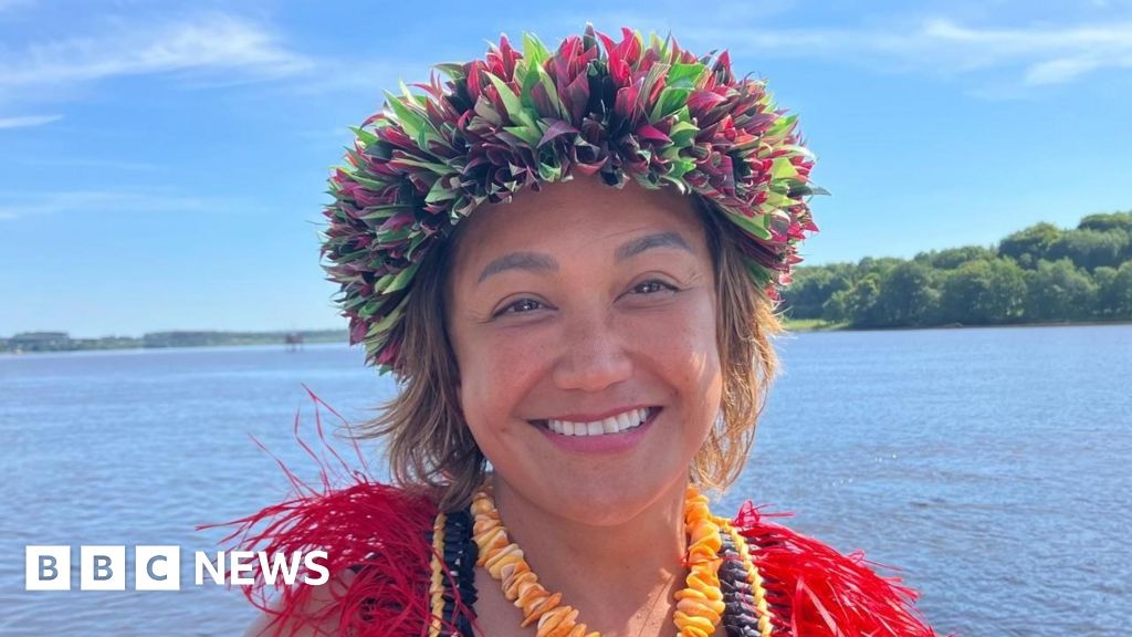 Foyle: Micronesian canoe carved from fallen tree has maiden voyage
