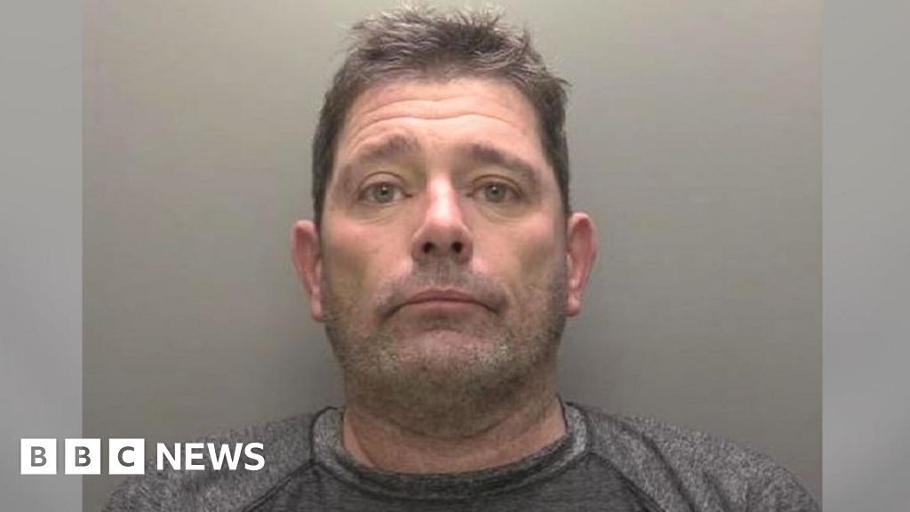 'Relentless' Howden stalker given suspended jail term