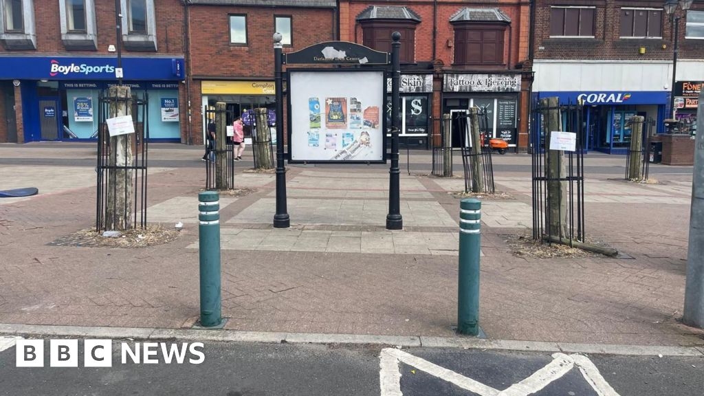 Darlaston residents anger after trees felled in town centre