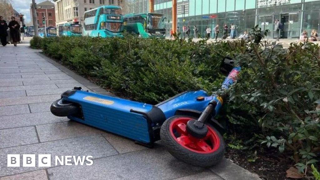 E-scooter rider in drink drive arrest after crash with taxi in Nottingham
