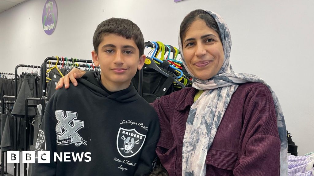 Leicester's free school uniform pop-up shop to return in 2026