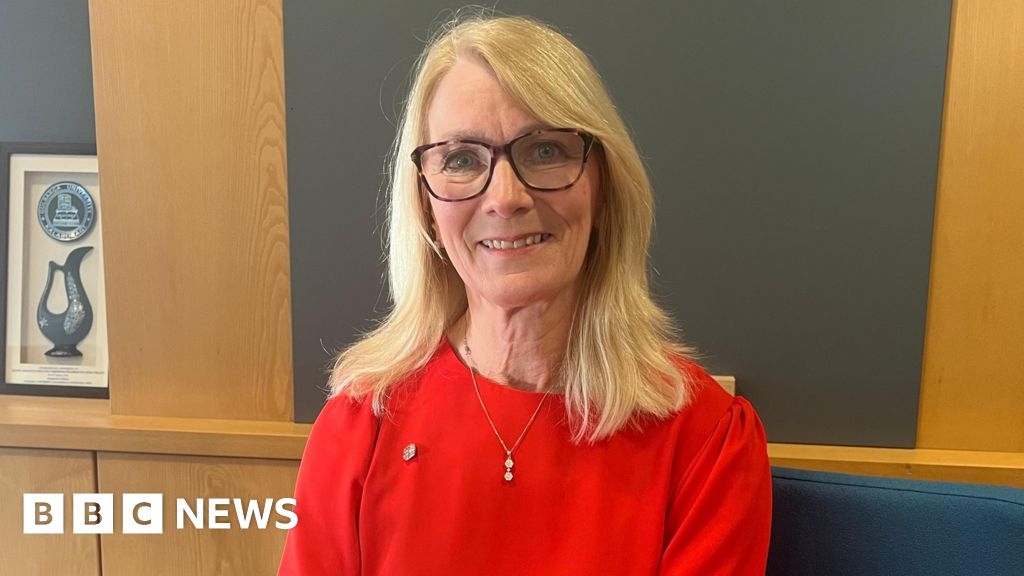 University of Bradford vice-chancellor to retire