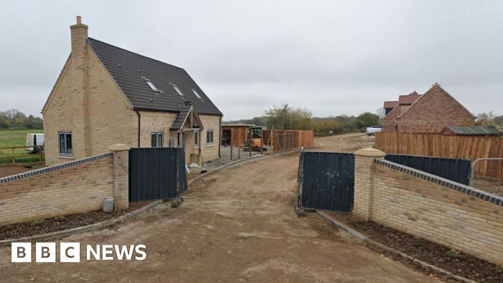 High Court halts Wretton houses sale over non-payment of levy