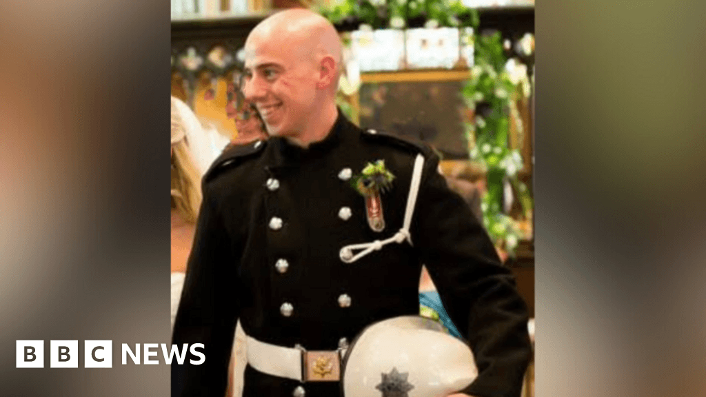 Bicester Motion: Funeral procession for firefighter Martyn Sadler