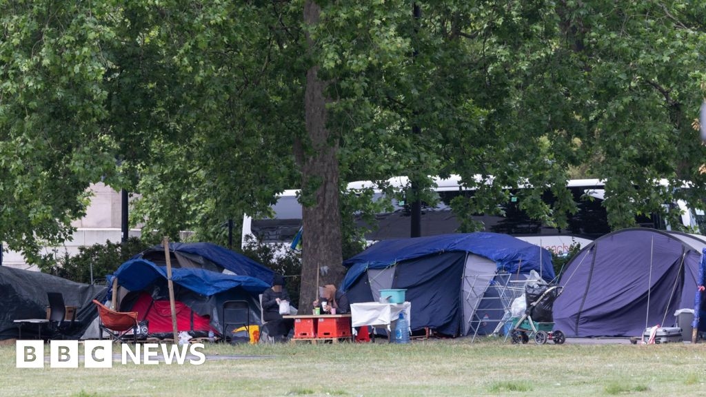 TfL spends £37,000 on clearing Park Lane homeless encampments