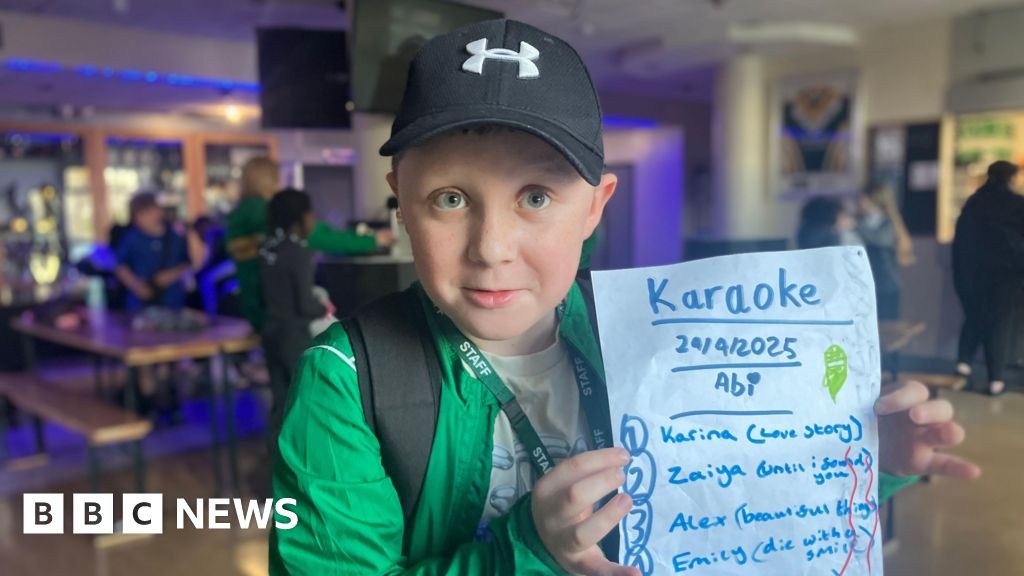 Hunslet Club Leeds: 'This youth club has saved a lot of people'