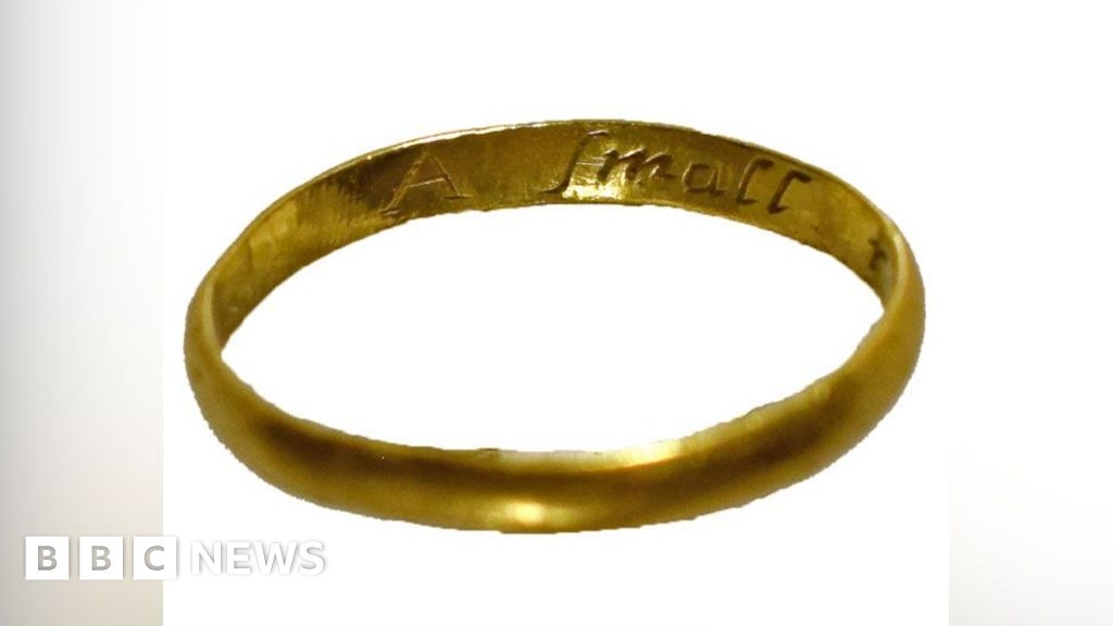 'Saddest story' for Northamptonshire owner who lost ring in 1600s