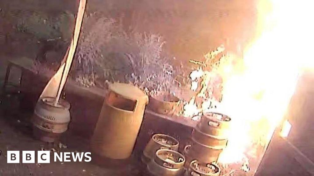Crews tackle 'accidental' blaze in Huntingdon pub garden