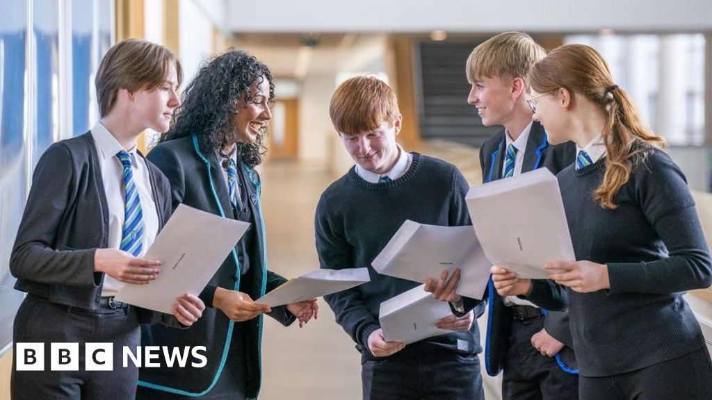 MSPs pass bill to scrap SQA for new Scottish exams body