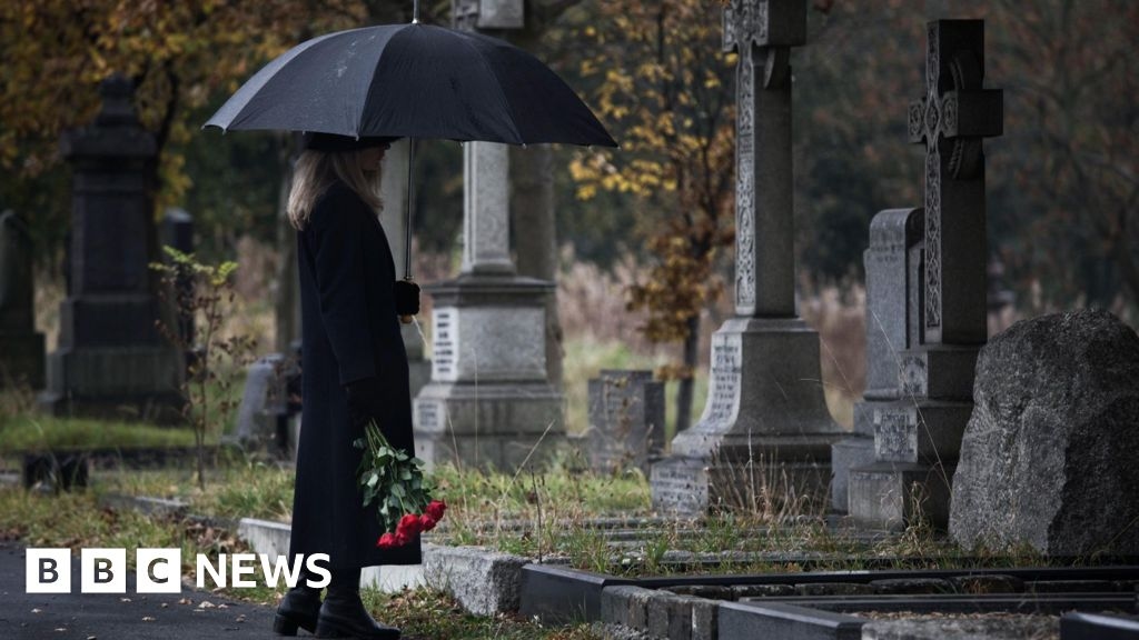 London funeral costs highest in UK, report finds