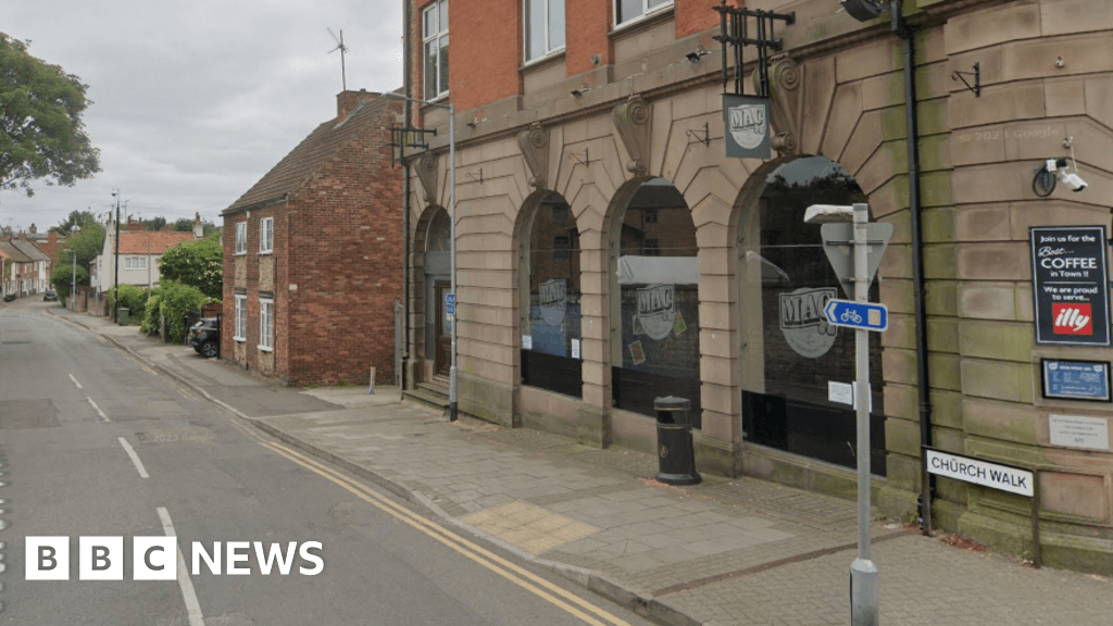 Woman arrested on suspicion of arson after Worksop flat fire