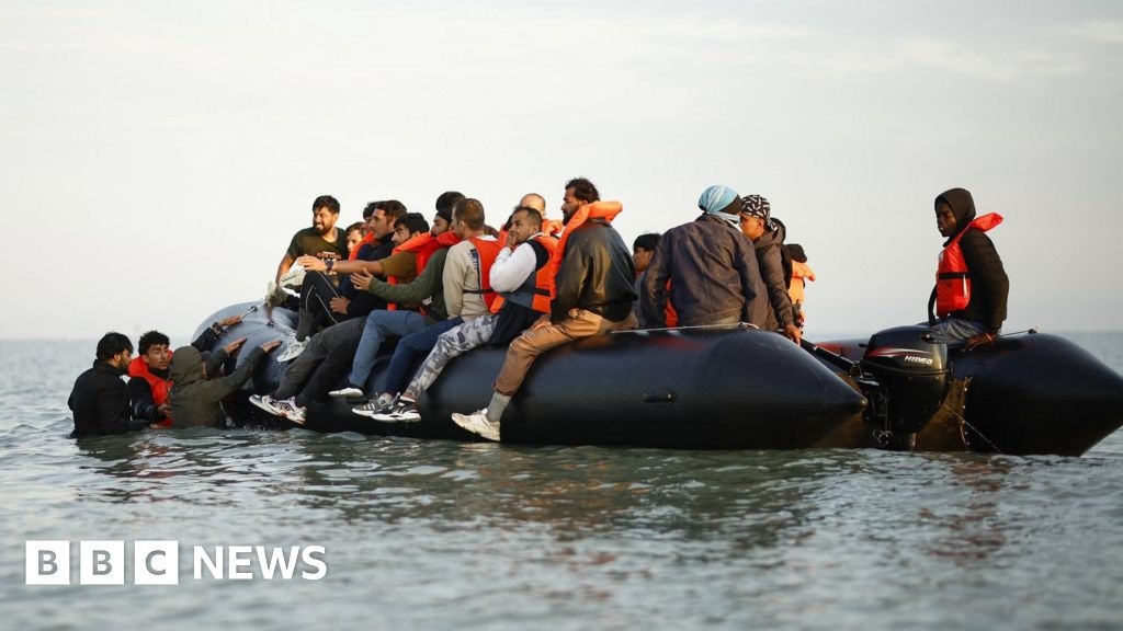 Targets of new people smuggling sanctions to be announced