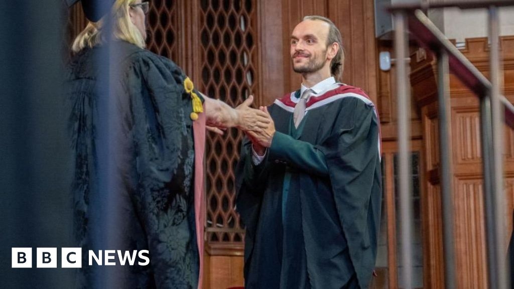 Bristol in pictures: Heatwave, Gromits and graduation joy