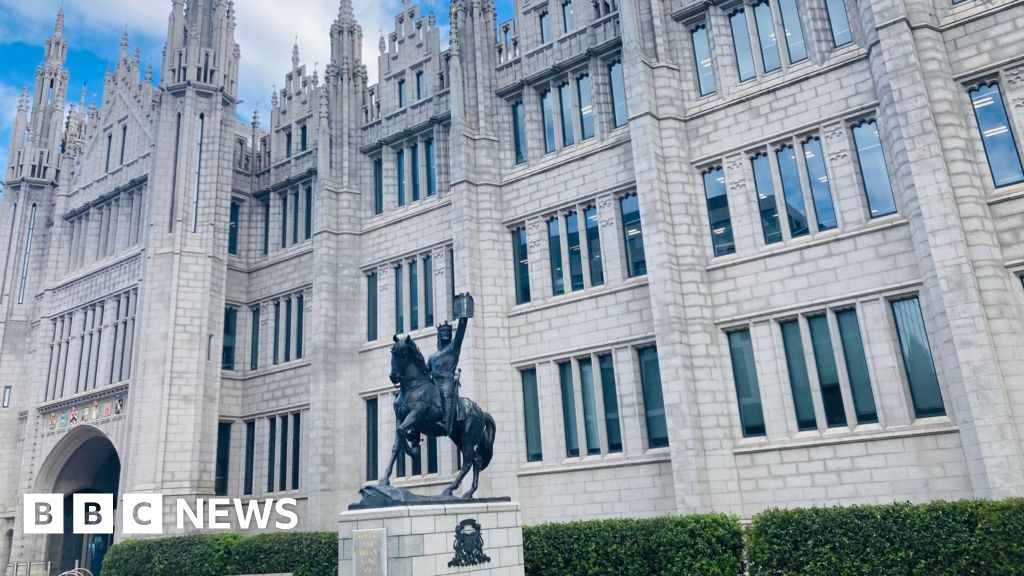 Over-running meeting webcasts cost Aberdeen City Council £12,000