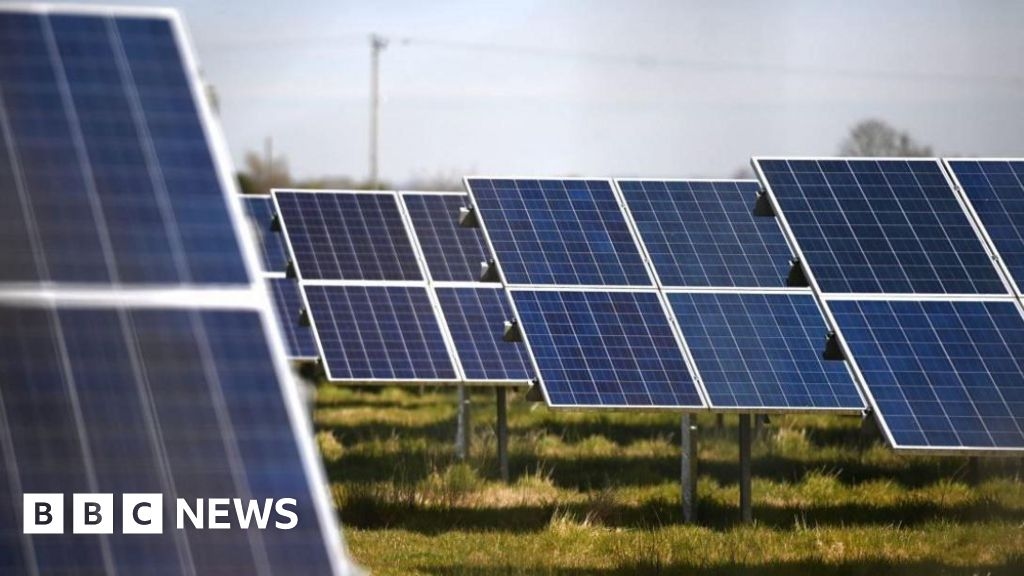 Plan for large solar farm on Herefordshire farmland moves closer