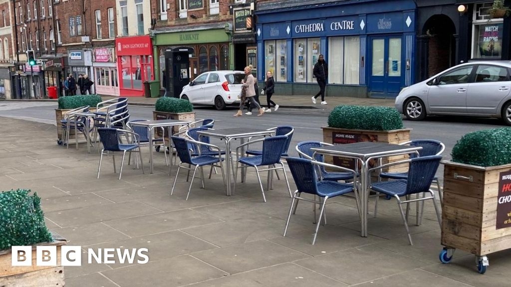 Wakefield pavement cafes allowed outdoor seating until midnight