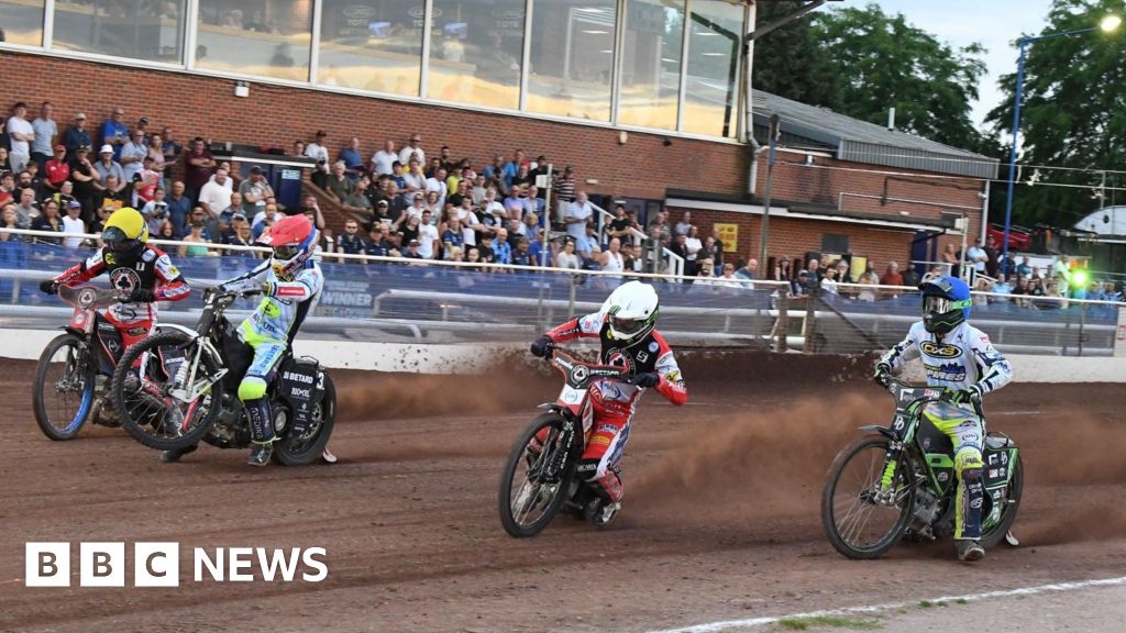 Oxfordshire speedway is more than just a sport, says lifelong fan