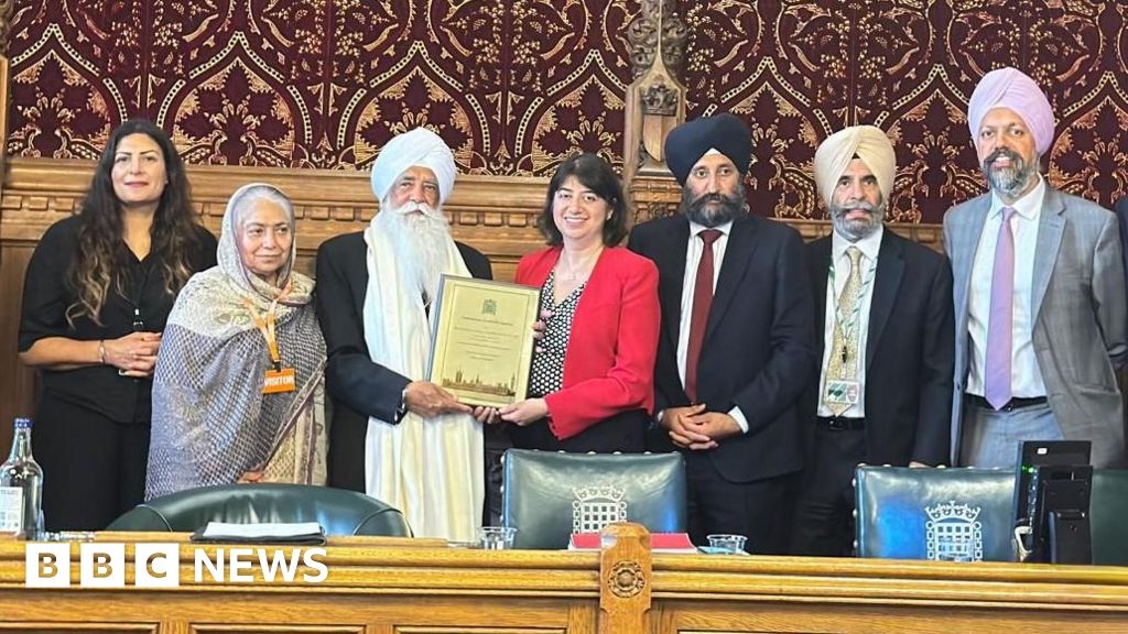 Birmingham Sikh charity leader recognised for selfless service