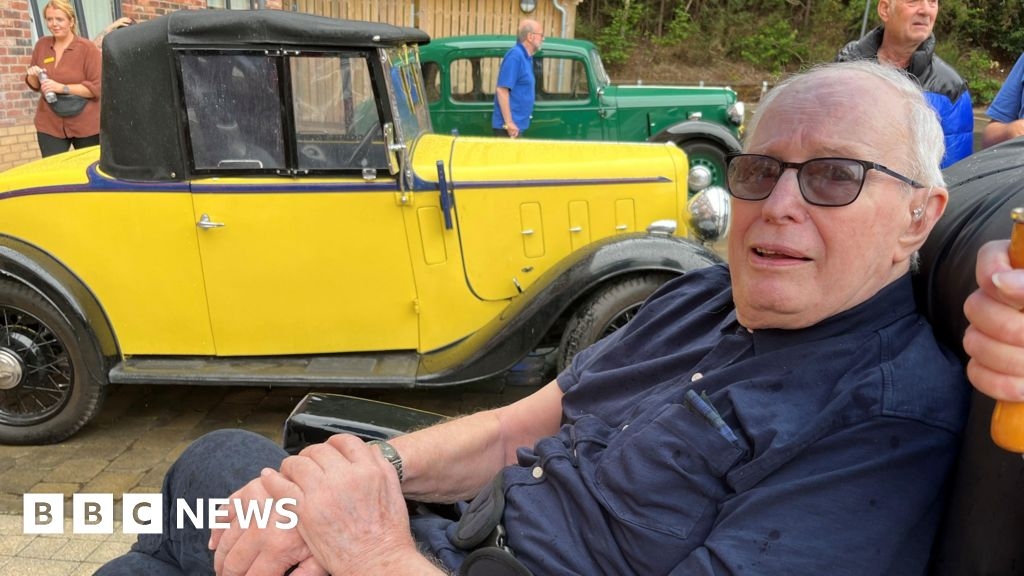 Cofton Hackett care home resident reunited with first ever car