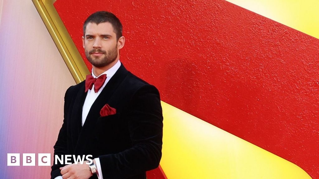 Superman premiere: What would superhero make of the world today?