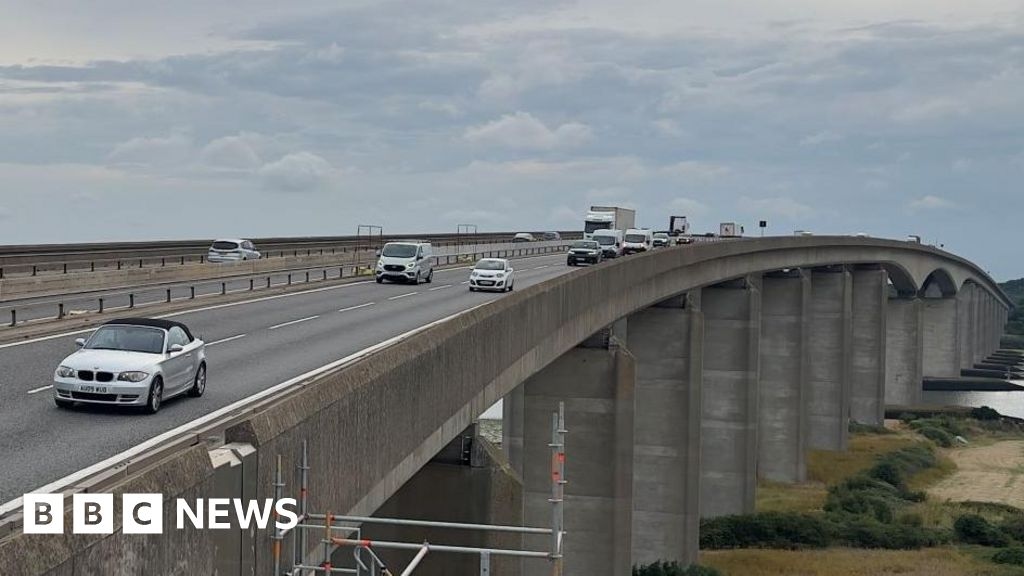 Orwell Bridge lane closures predicted to cause rush hour delays
