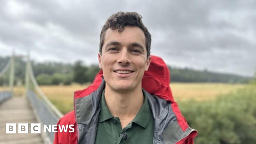 Scheme enlists farmers, meadows and hedges to help River Wye
