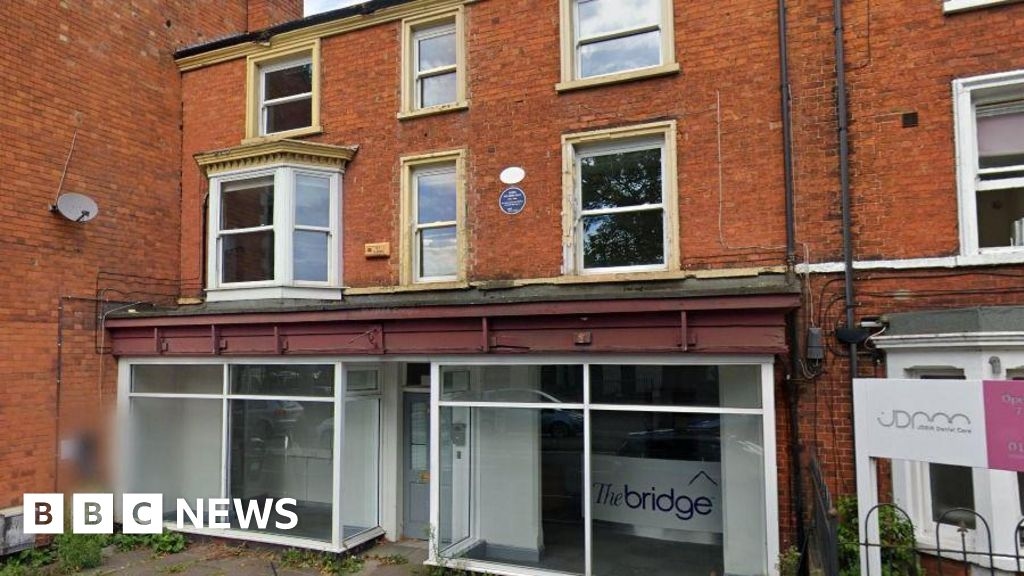 Historic Loughborough home could become cafe and flats