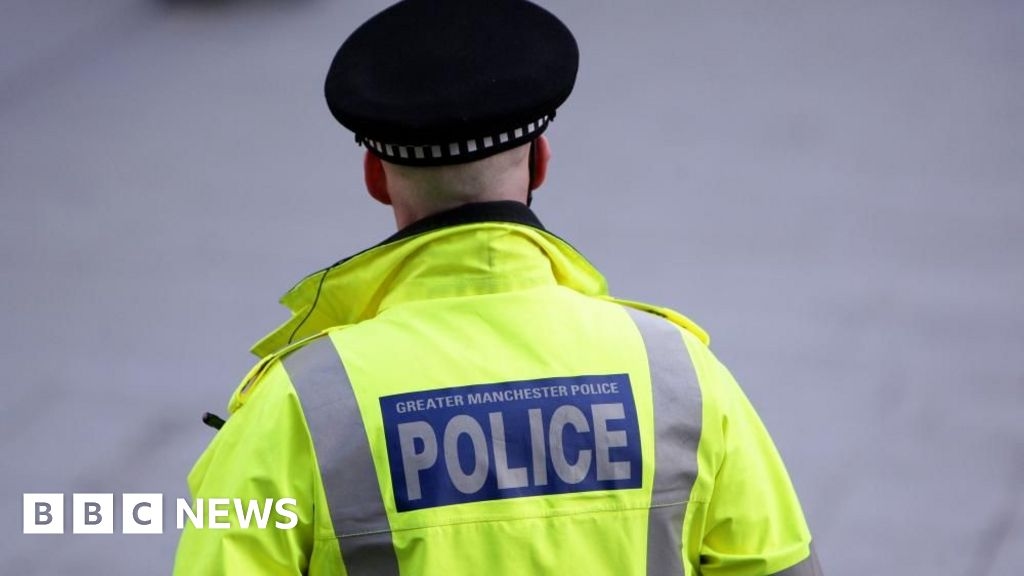Farnworth: Police hunt for attacker after man stabbed in street