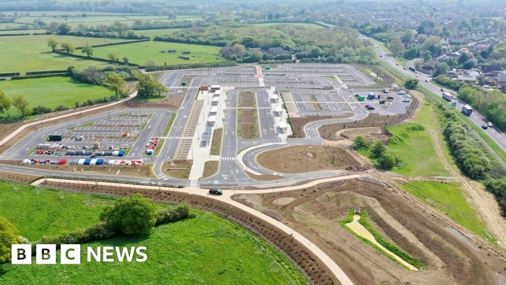 Eynsham park and ride to launch in 2027