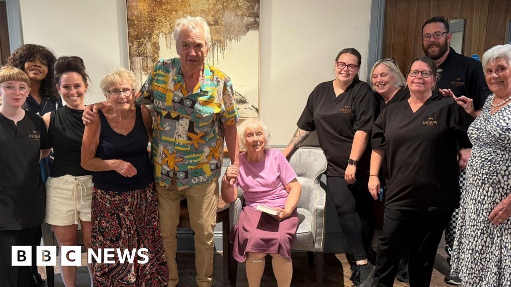 Stowmarket care home surprised by visit from TV star Larry Lamb