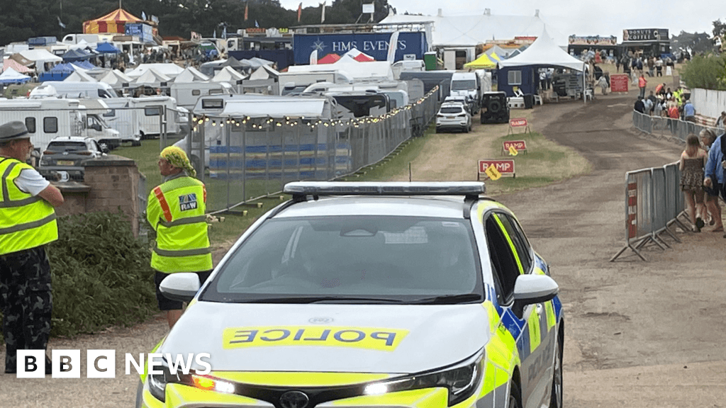 Netley Marsh Steam Fair 'co-operating' after teen injured on ride