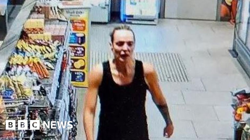 Rachel Booth: Body found in Oakmere lake in search for missing Cheshire mum
