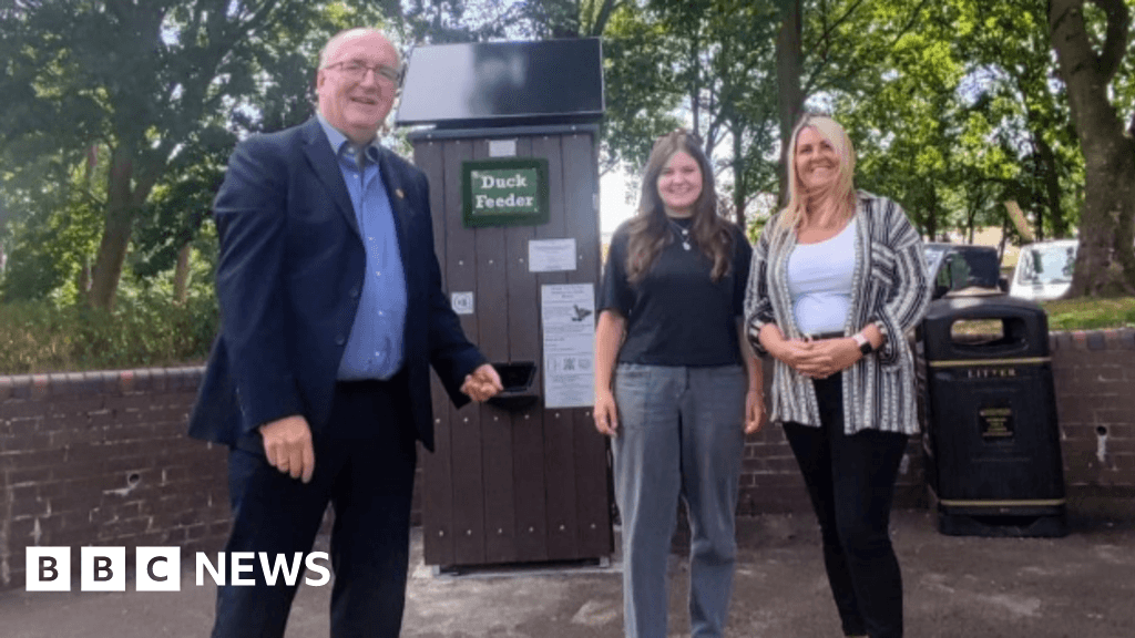 Worcestershire park has duck vending machine installed by charity