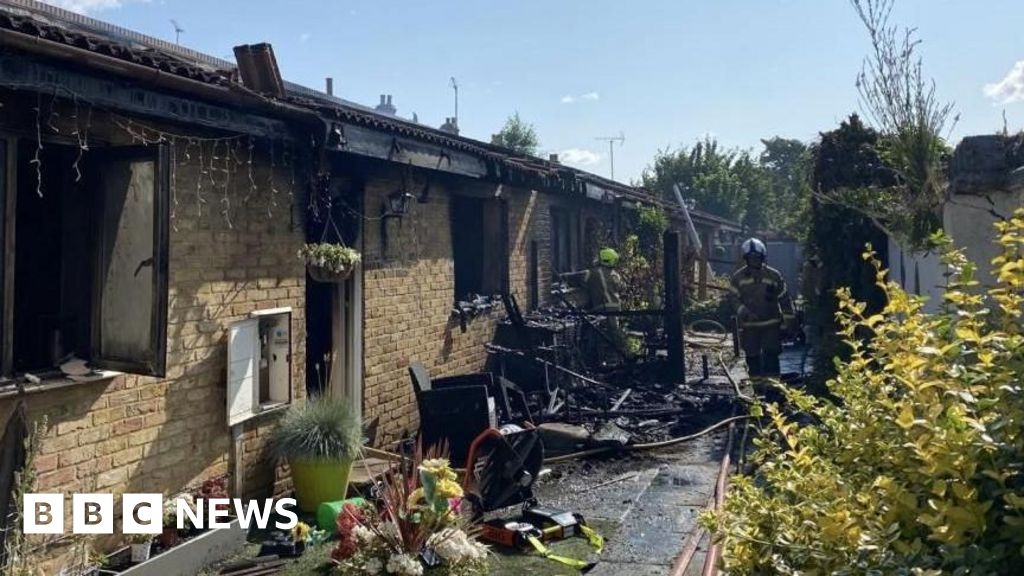 Fire rips through row of Southend-on-Sea bungalows